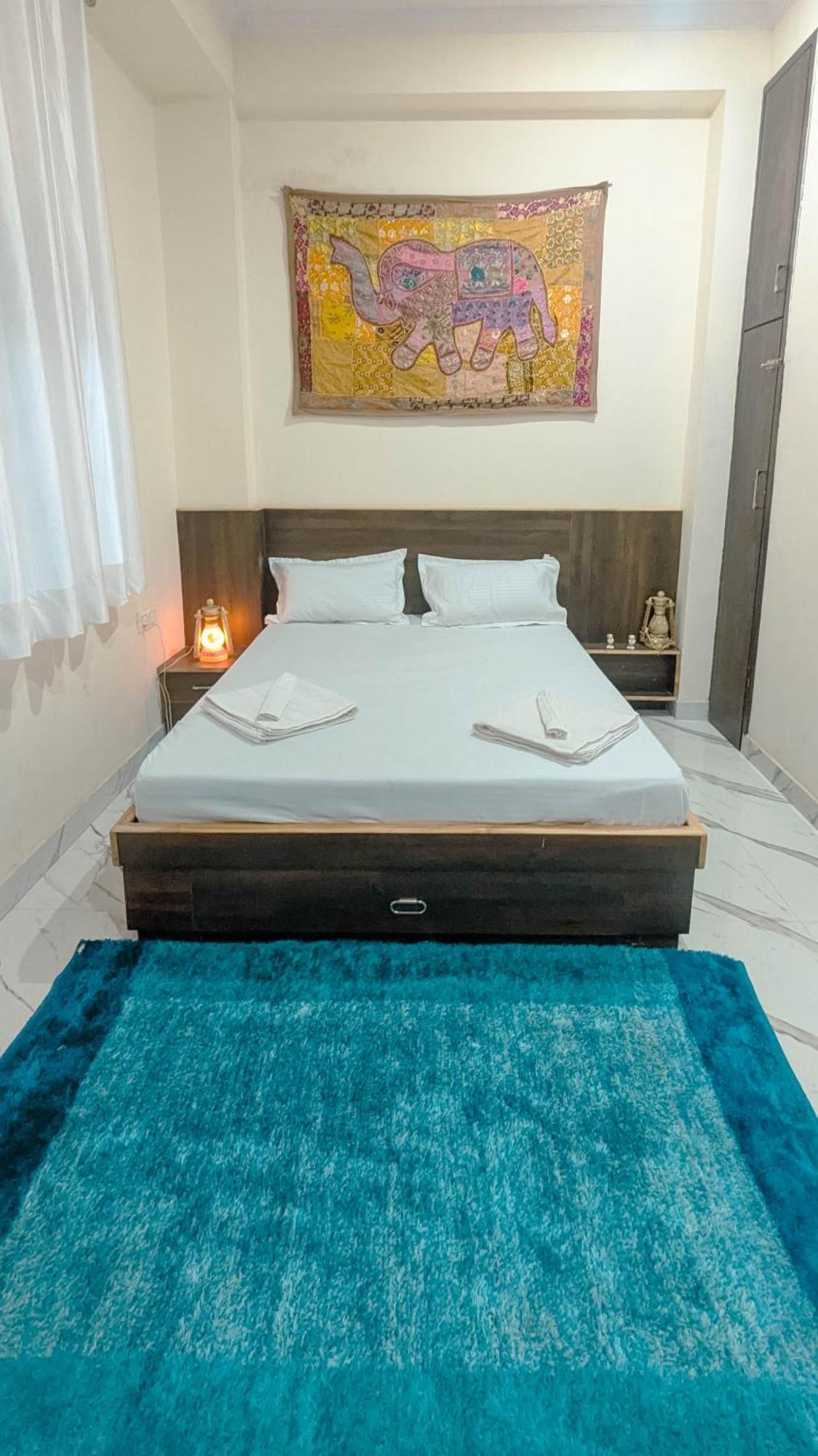 The Pink Nest - Backpackers Abode Hotel Jaipur Bagian luar foto